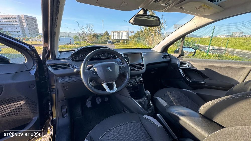 Peugeot 208 1.6 BlueHDi Style - 3