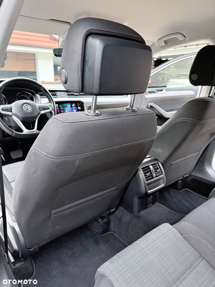 Volkswagen Passat 2.0 TSI Business DSG - 19