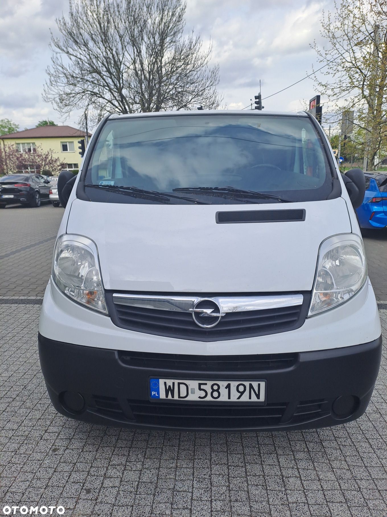 Opel Vivaro - 1