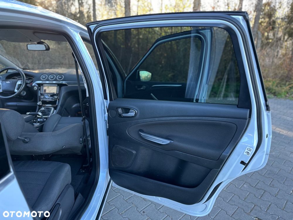 Ford S-Max 2.0 TDCi Titanium - 27