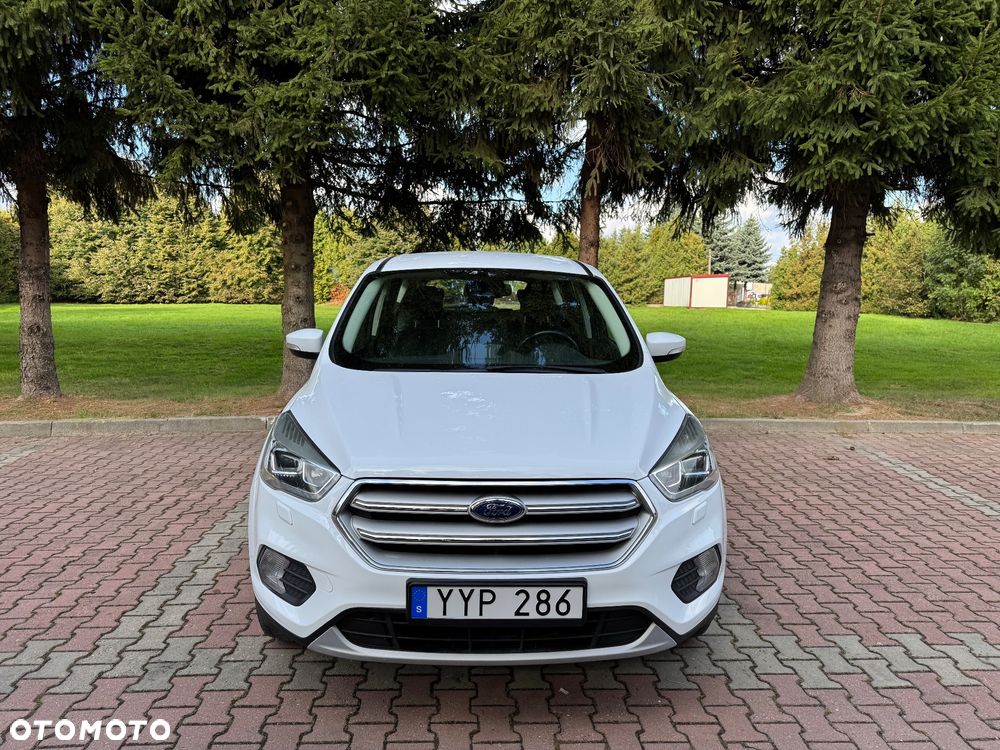 Ford Kuga - 2