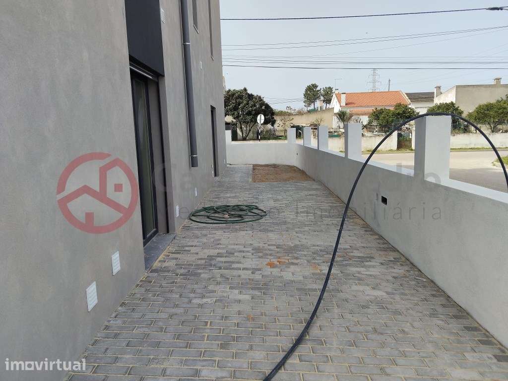 Moradia Geminada T4 nos Redondos - Grande imagem: 3/36