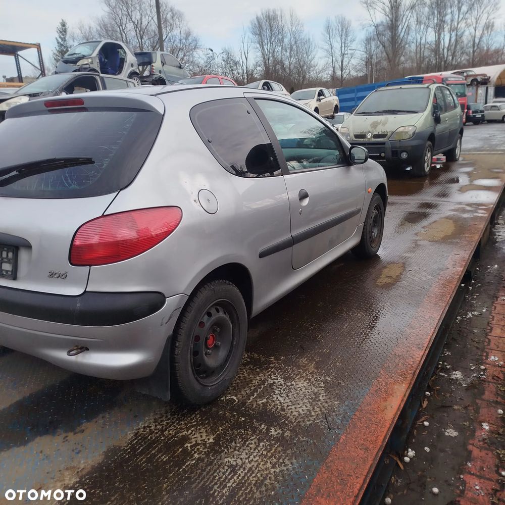 Peugeot 206 na części . - 9