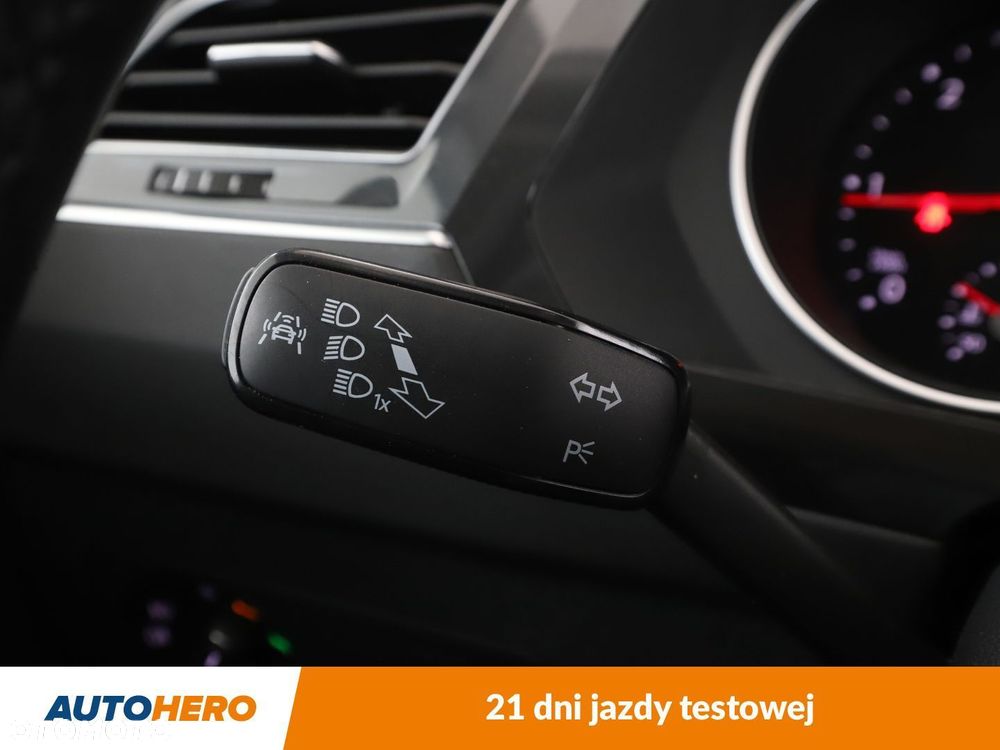 Volkswagen Tiguan - 35