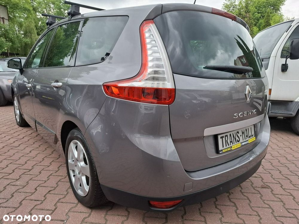 Renault Grand Scenic 2.0 16V 140 CVT Bose Edition - 2