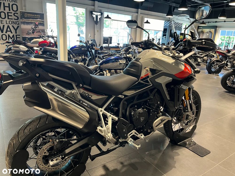 Triumph Tiger - 6