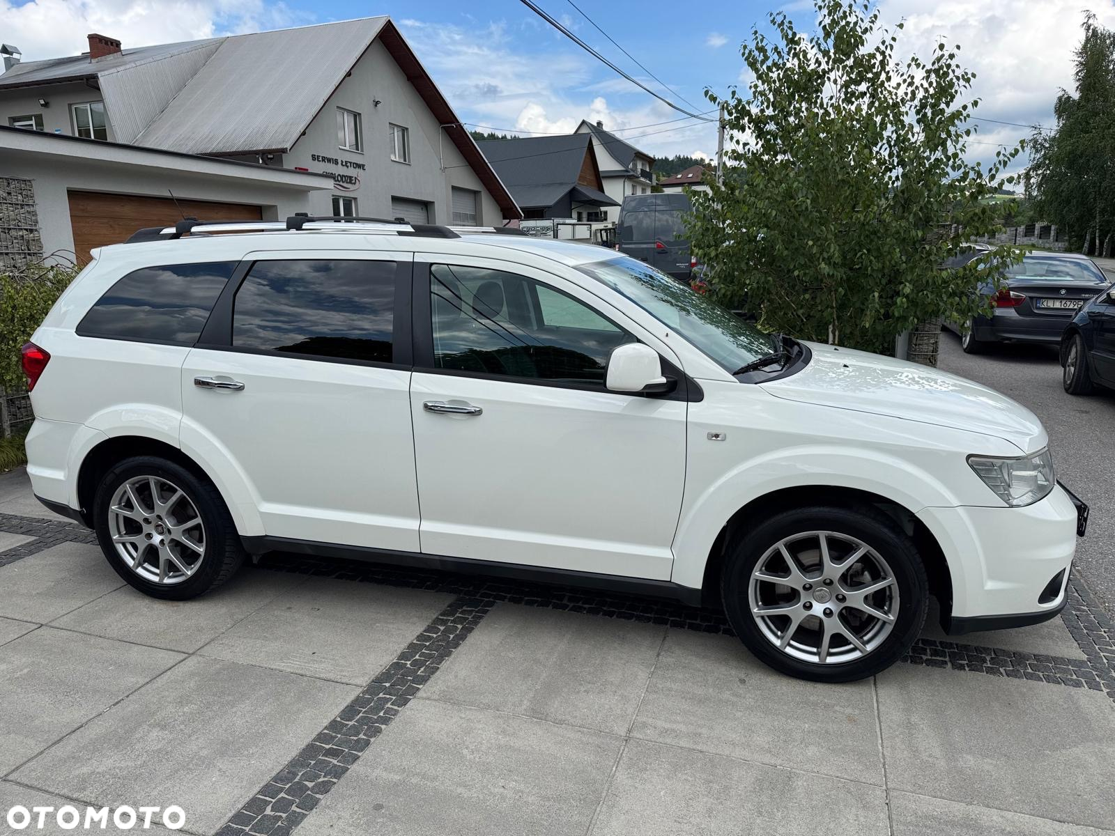 Fiat Freemont 2.0 Multijet Lounge AWD - 4