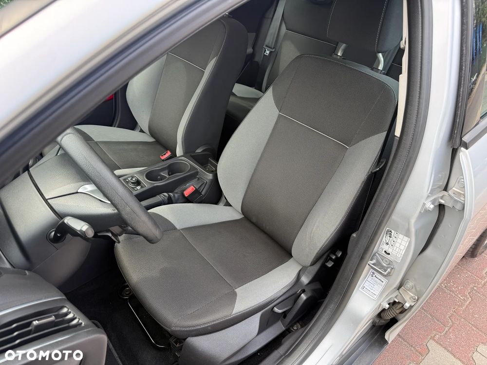 Ford Focus - 26