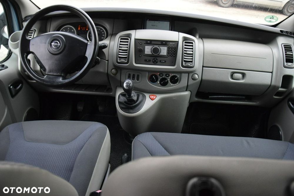 Opel Vivaro - 14