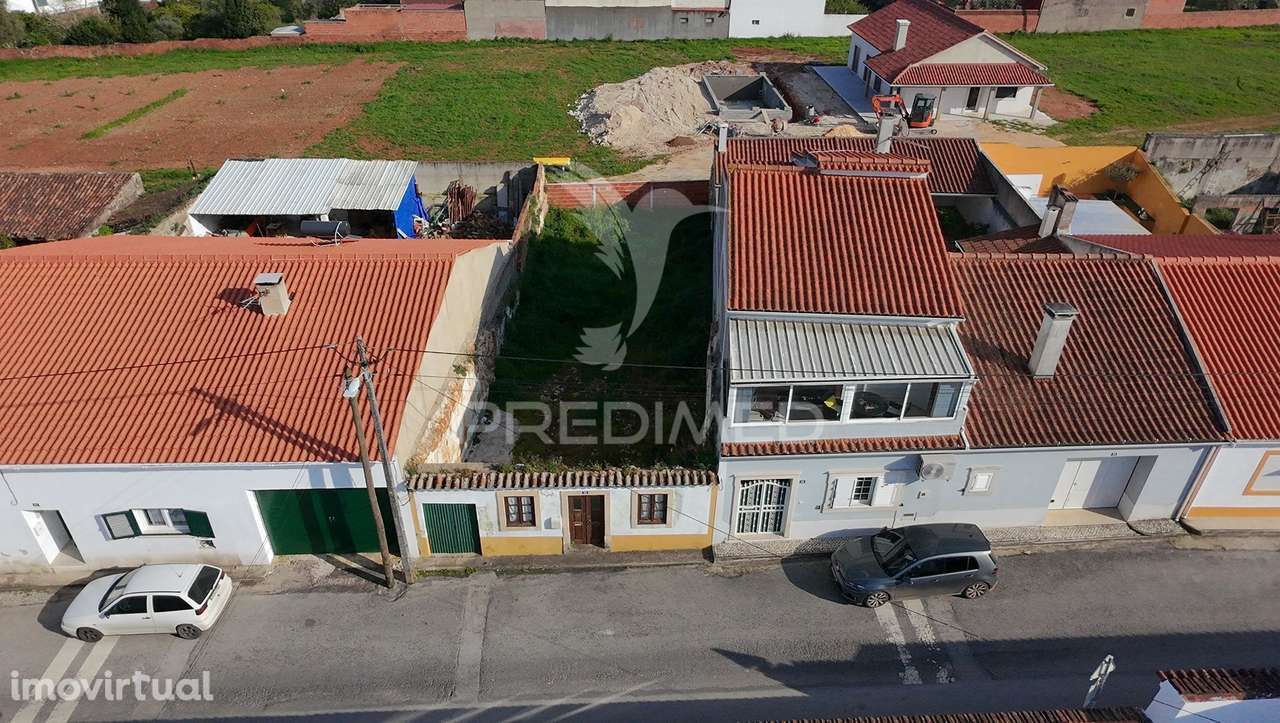 Ruína com projecto de reabilitação - Grande imagem: 2/3