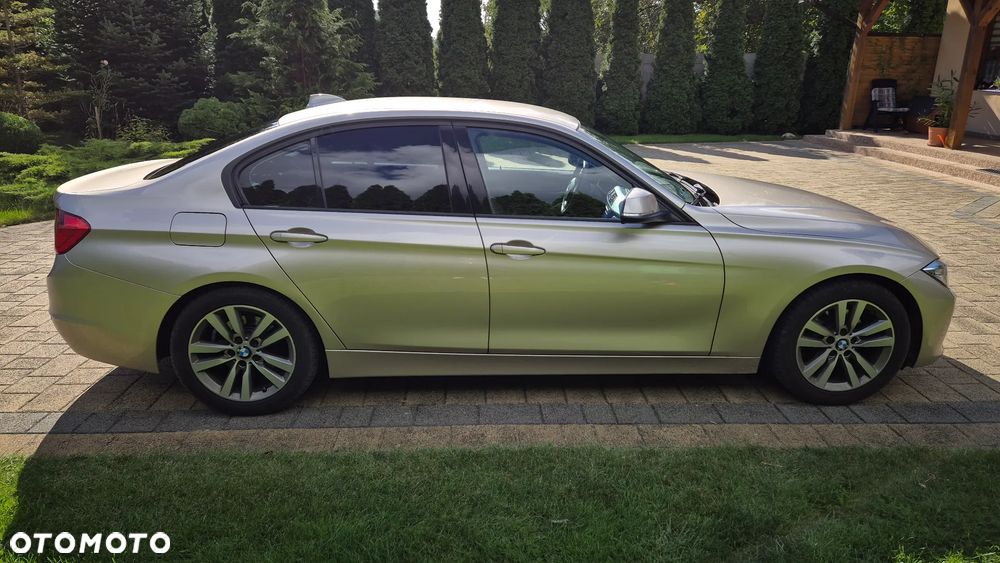 BMW Seria 3 320d Modern Line - 4