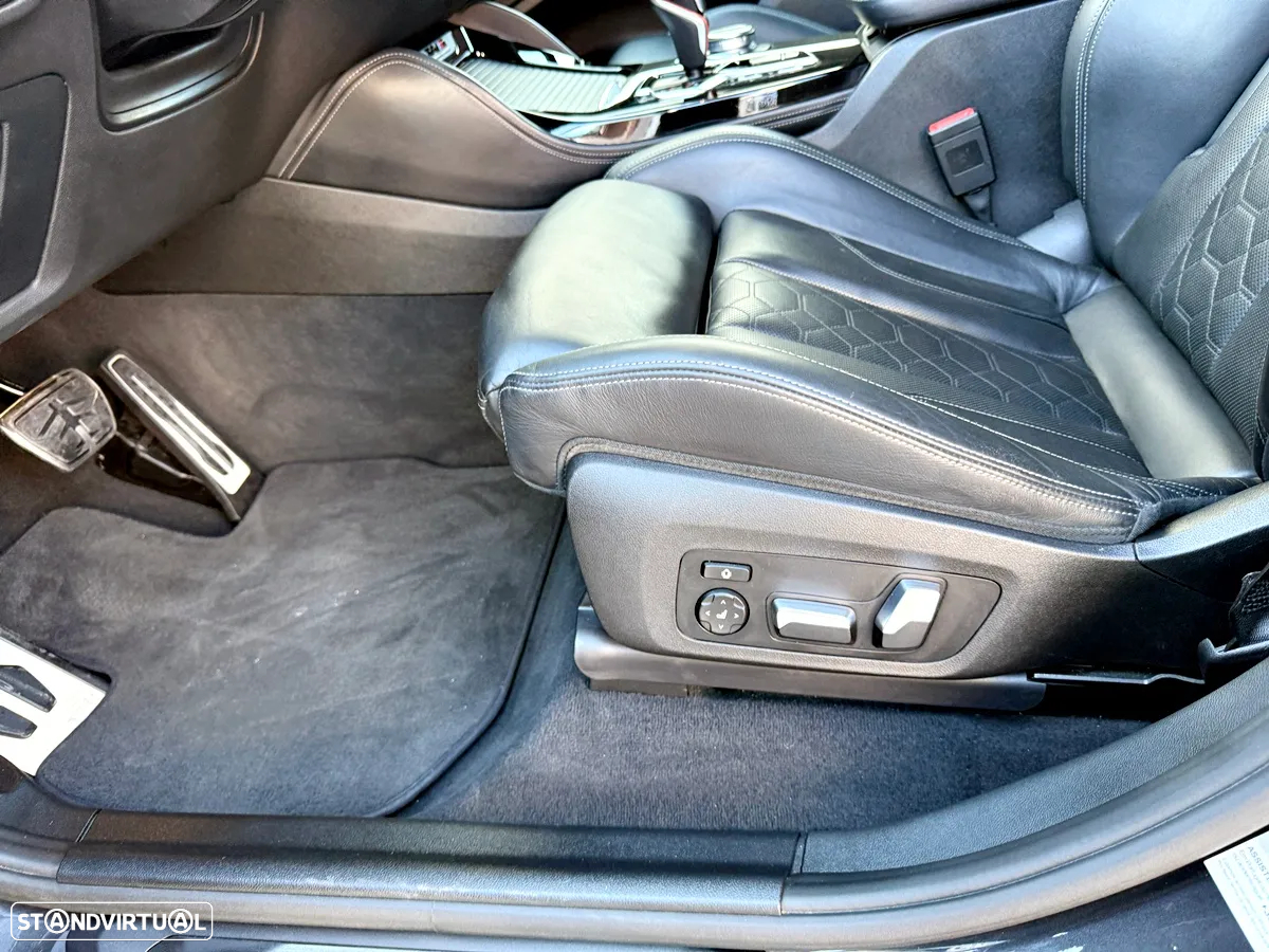 BMW X4 M Competition - 24