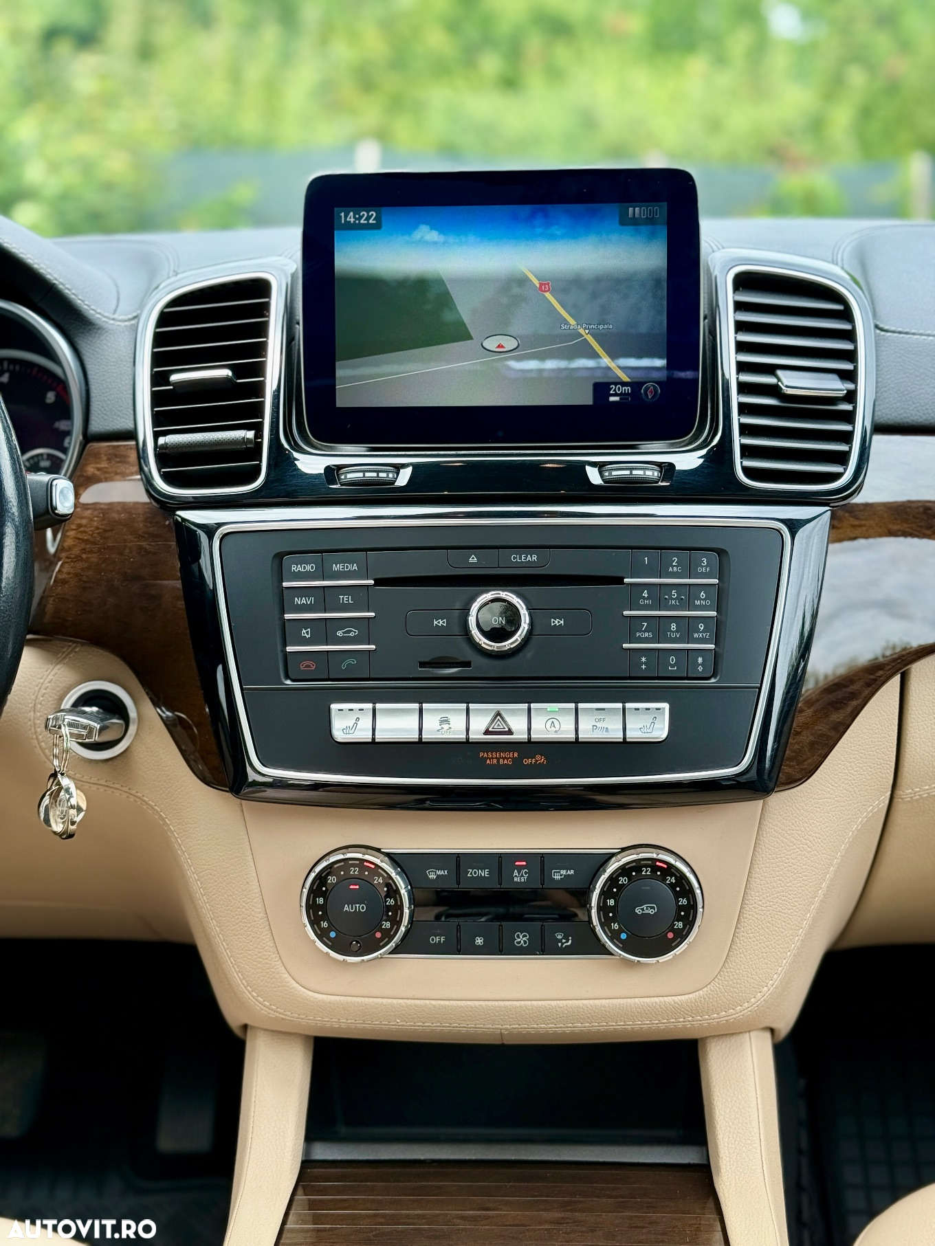 Mercedes-Benz GLE 350 d 4Matic 9G-TRONIC AMG Line - 32