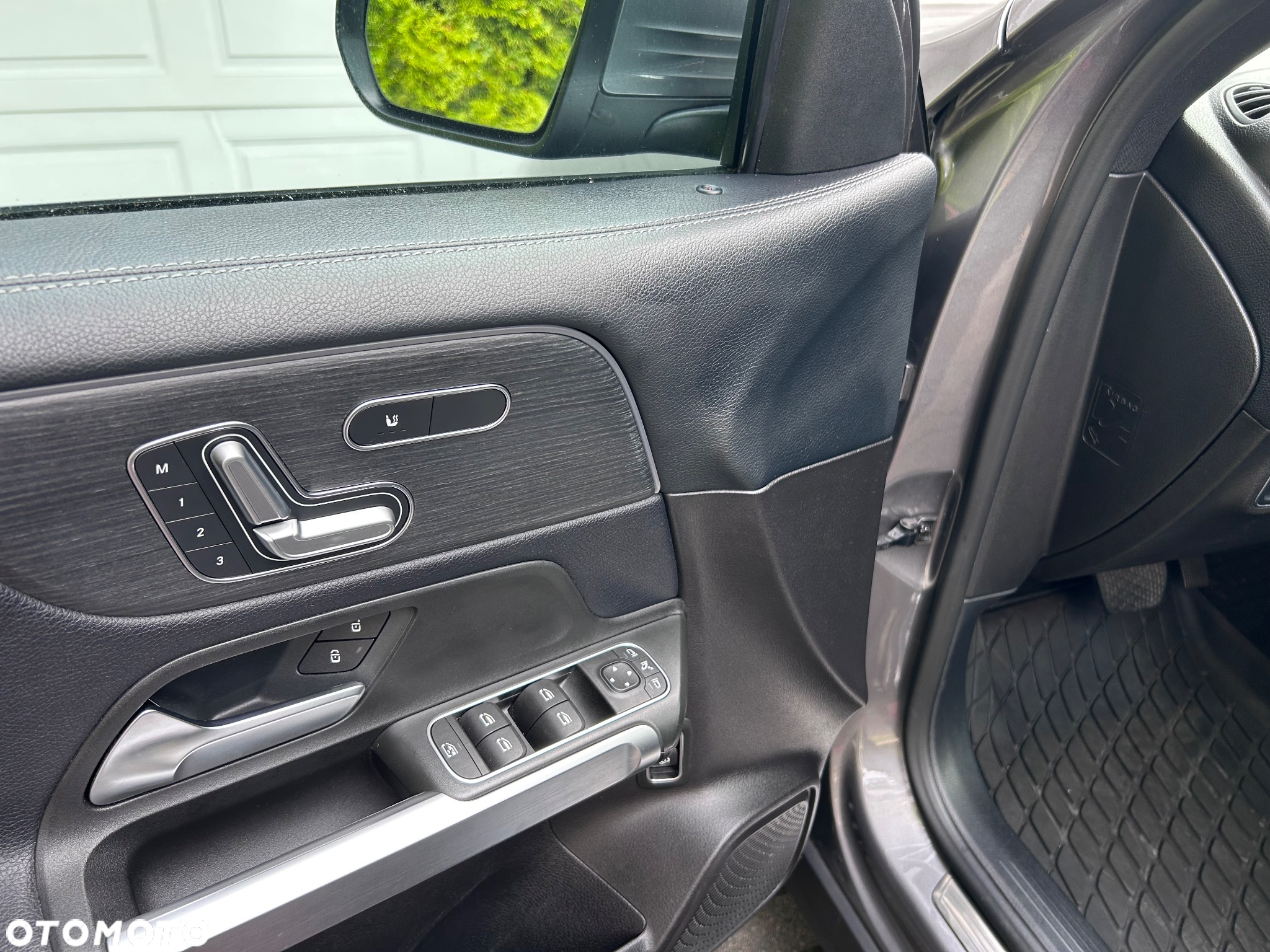 Mercedes-Benz GLB 250 4-Matic 8G-DCT - 15