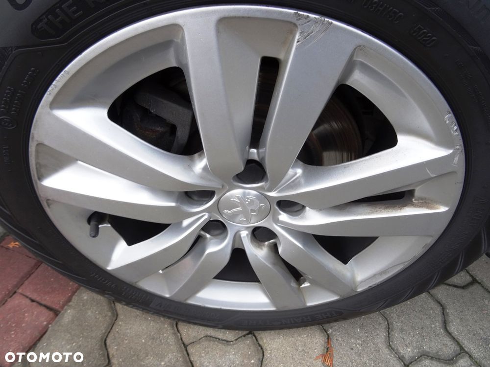 Peugeot 308 1.5 BlueHDi Business Line S&S - 25