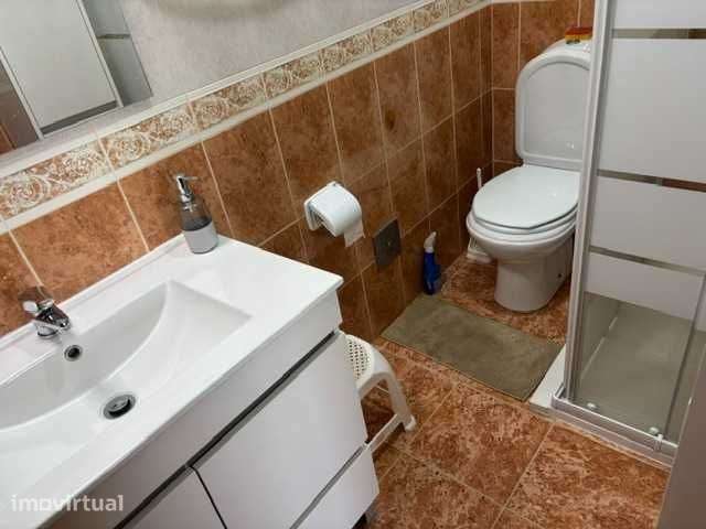 T2 - Santa Marta Pinhal - Parqueamento - Grande imagem: 2/11