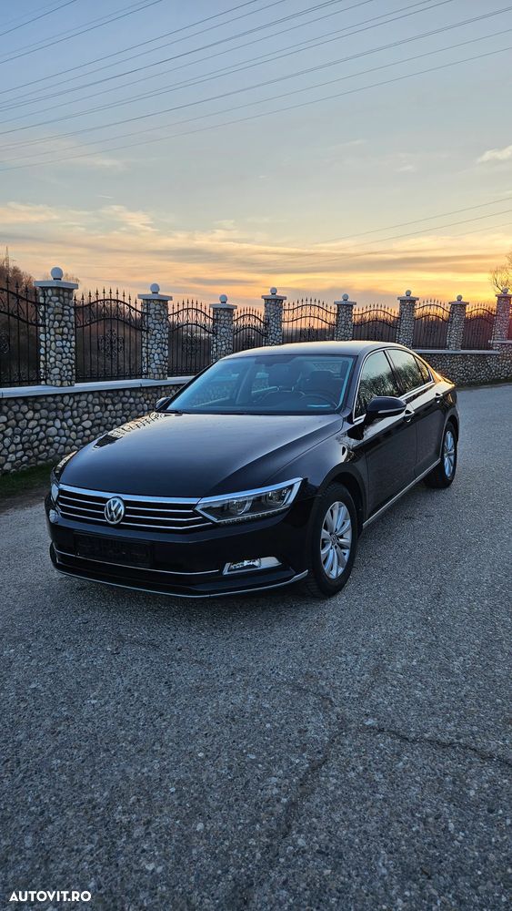 Volkswagen Passat 2.0 TDI DSG (BlueMotion Technology) Highline - 1