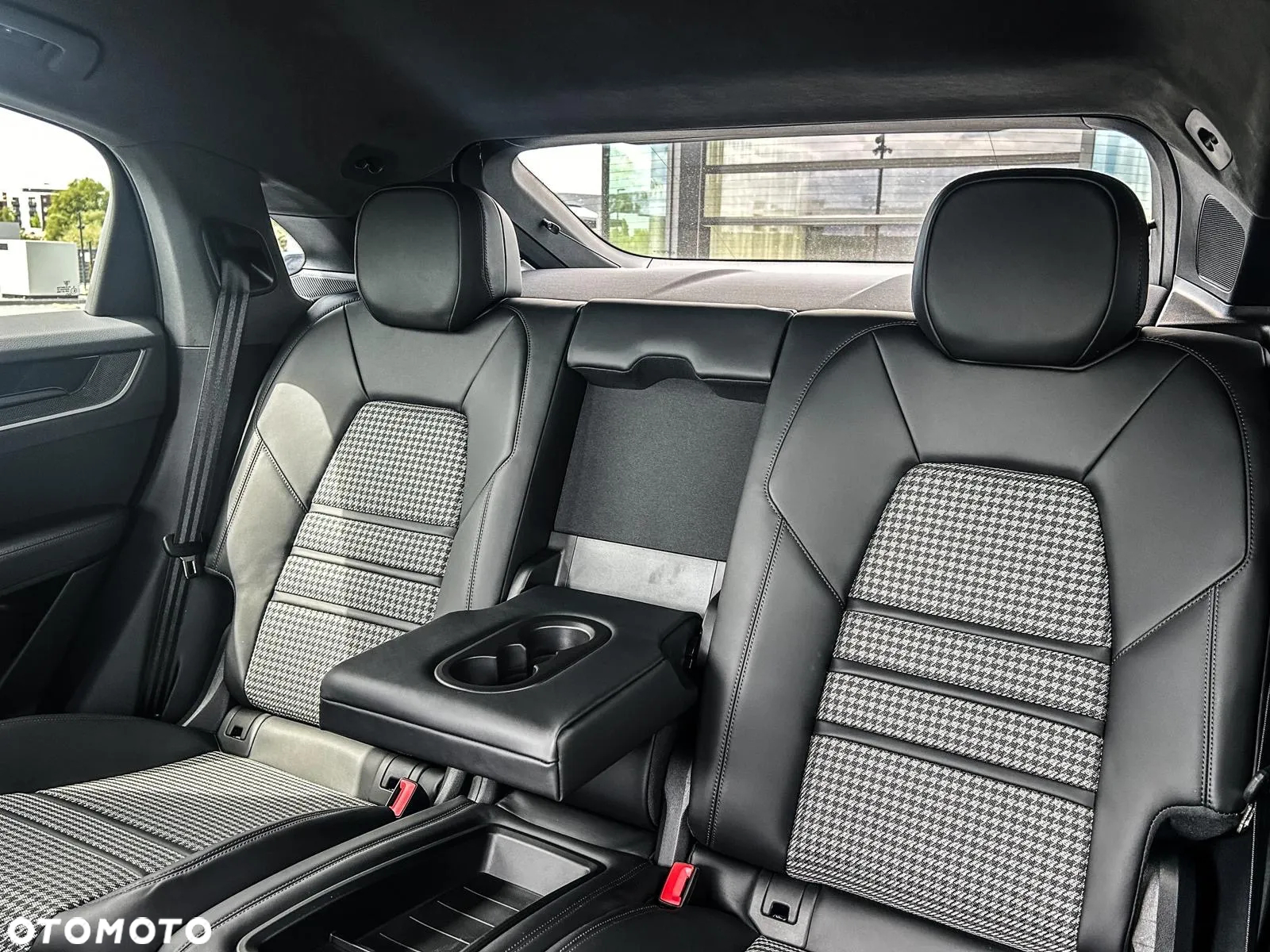 Porsche Cayenne - 20