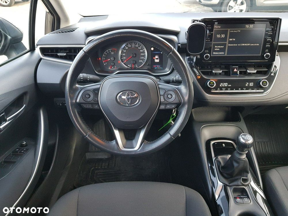Toyota Corolla - 13