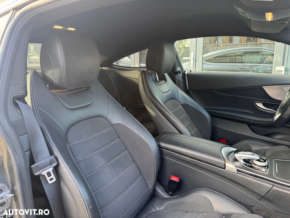 Mercedes-Benz C 300 Coupe 9G-TRONIC - 11