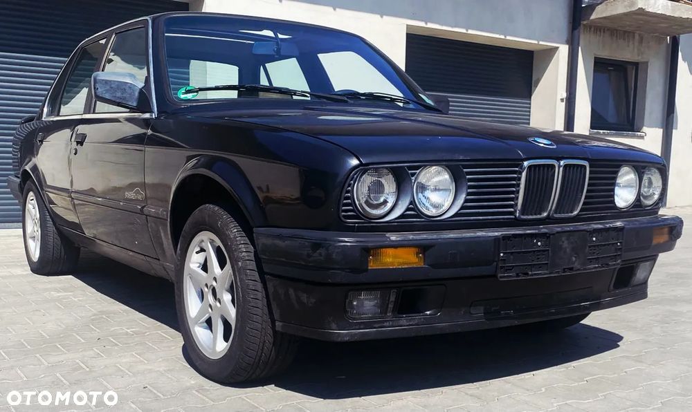 BMW Seria 3 316i Touring - 1