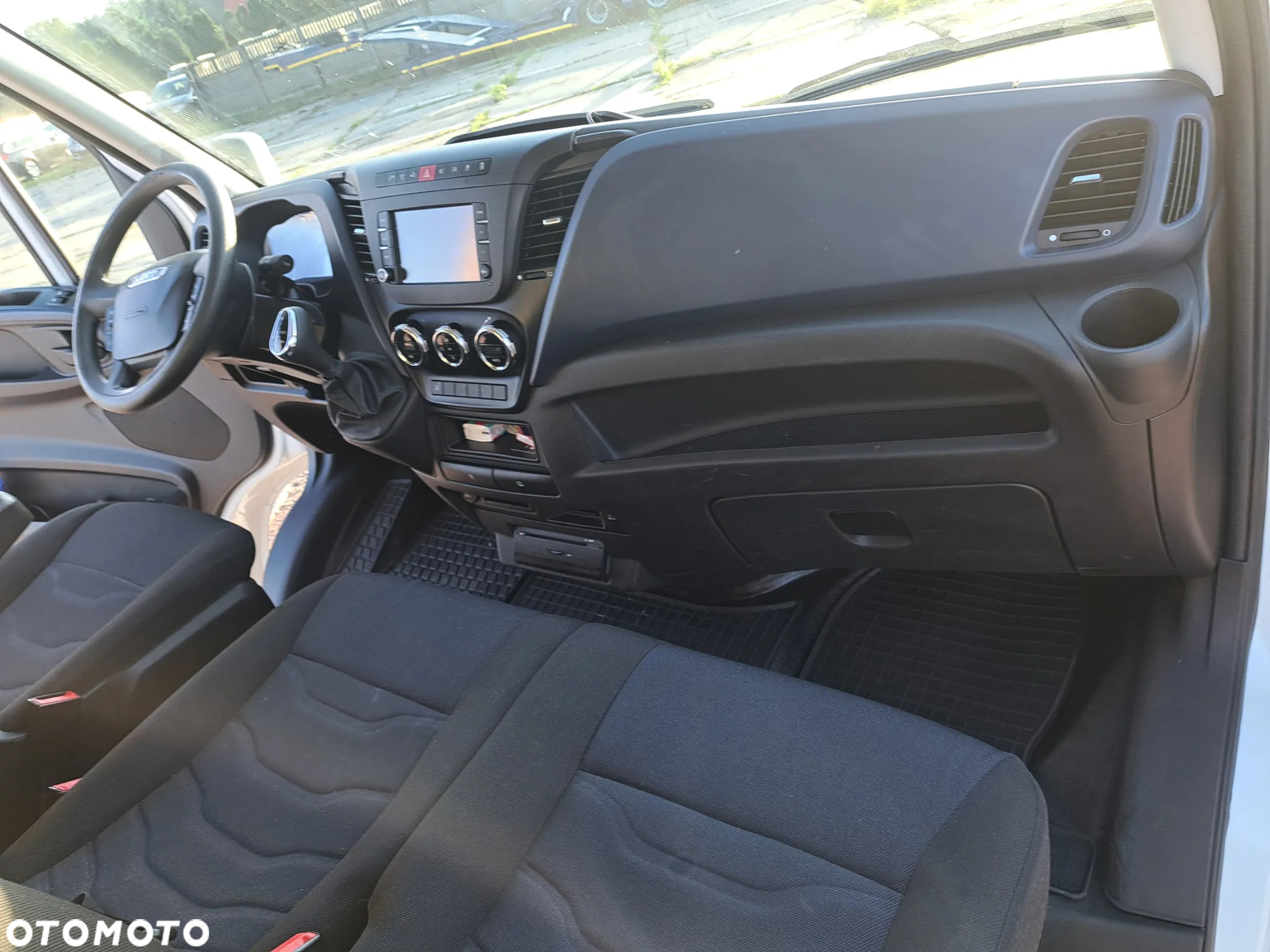Iveco Daily - 12