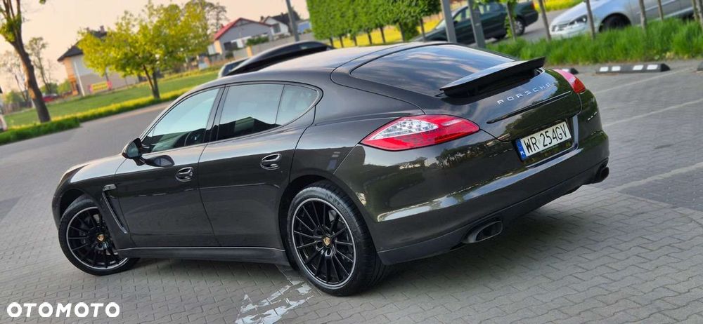 Porsche Panamera Diesel Platinum Edition - 37