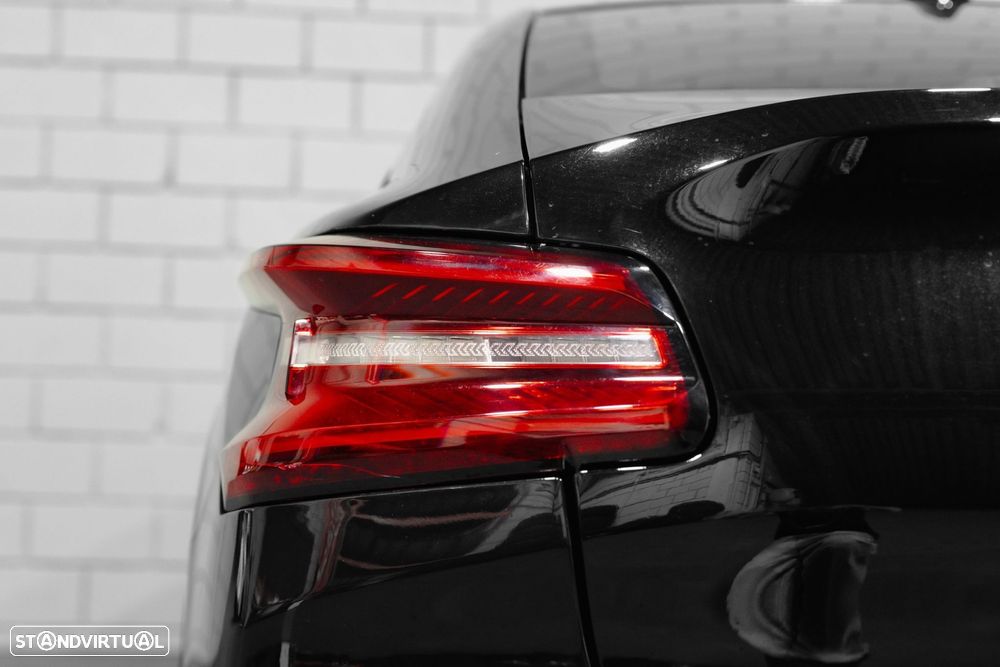 Citroën C4 X 1.2 PureTech Plus EAT8 - 40