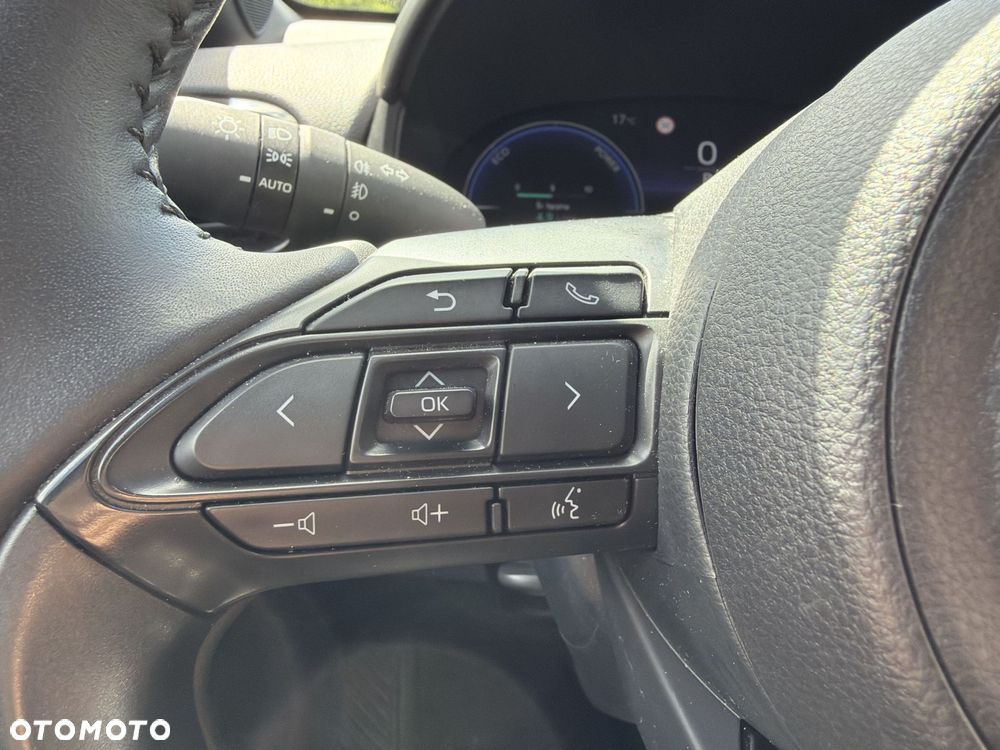 Toyota Yaris Hybrid 1.5 Executive - 25