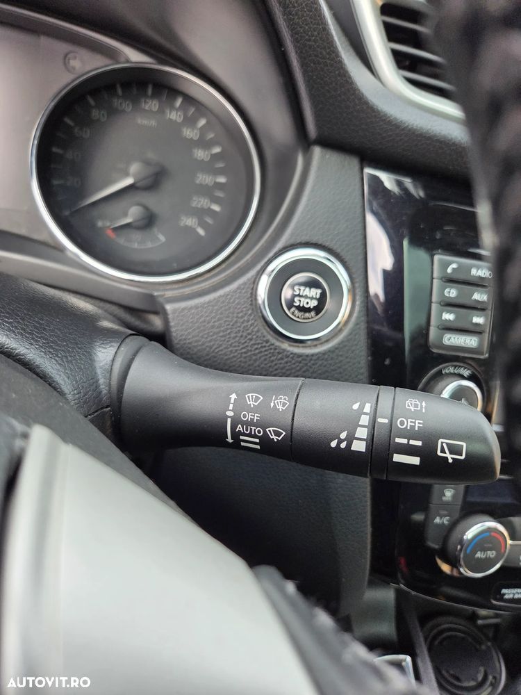 Nissan Qashqai 1.6 DCI Start/Stop 4X4-i Tekna - 18