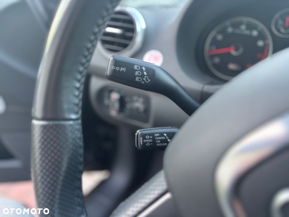 Audi A3 1.6 Attraction - 28