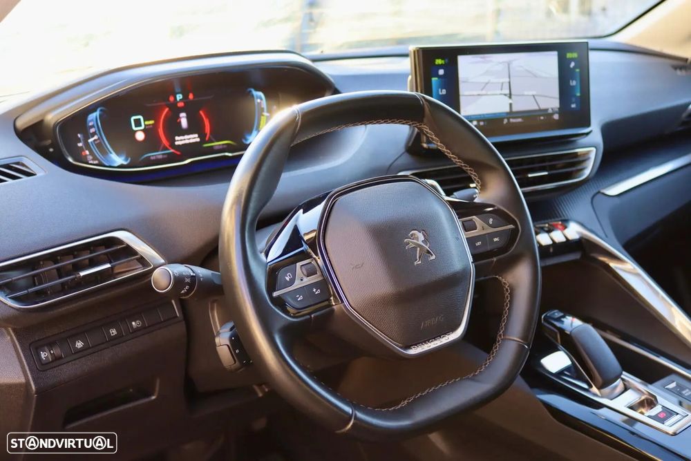 Peugeot 3008 1.6 Hybrid Allure Pack e-EAT8 - 18
