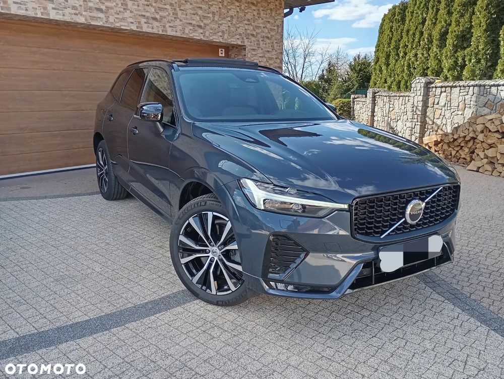 Volvo XC 60 B5 B AWD Plus Dark - 1