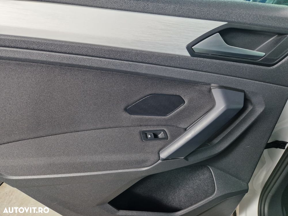 Volkswagen Tiguan - 25