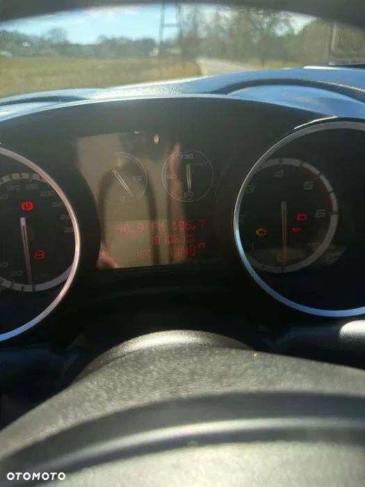 Alfa Romeo Giulietta 1.6 JTDM 16V - 4