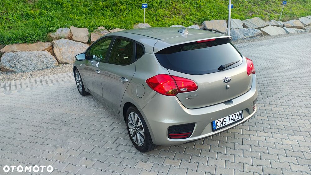 Kia Ceed 1.4 Vision - 28