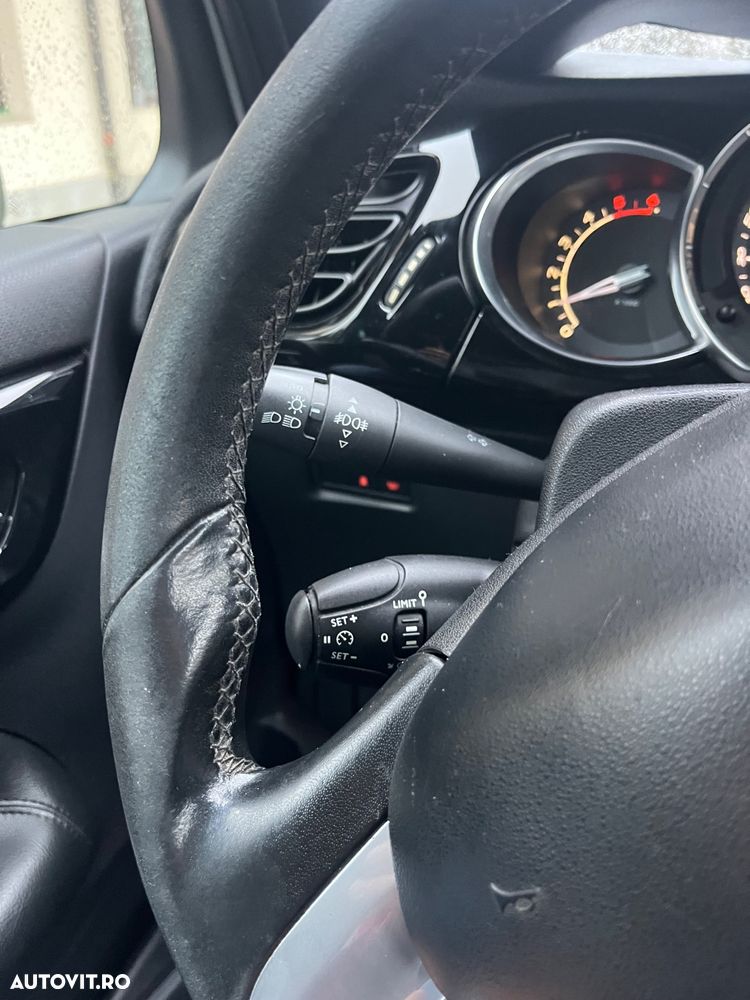 Citroën DS3 1.6 e-HDi Airdream BVM So Chic - 19