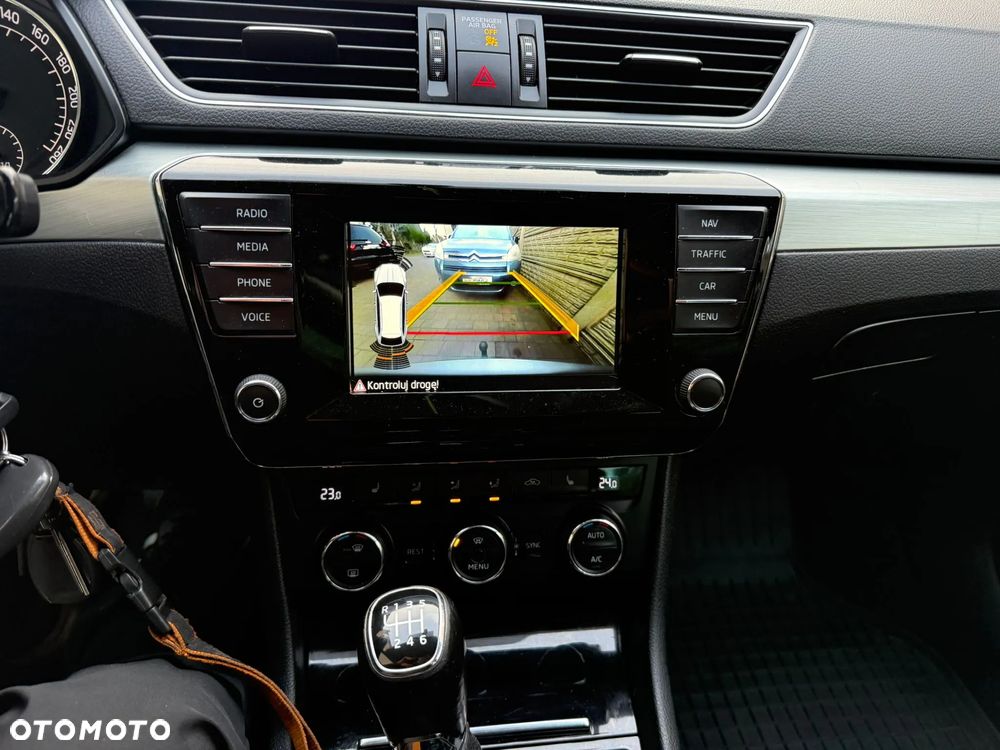 Skoda Superb 1.6 TDI Style - 11