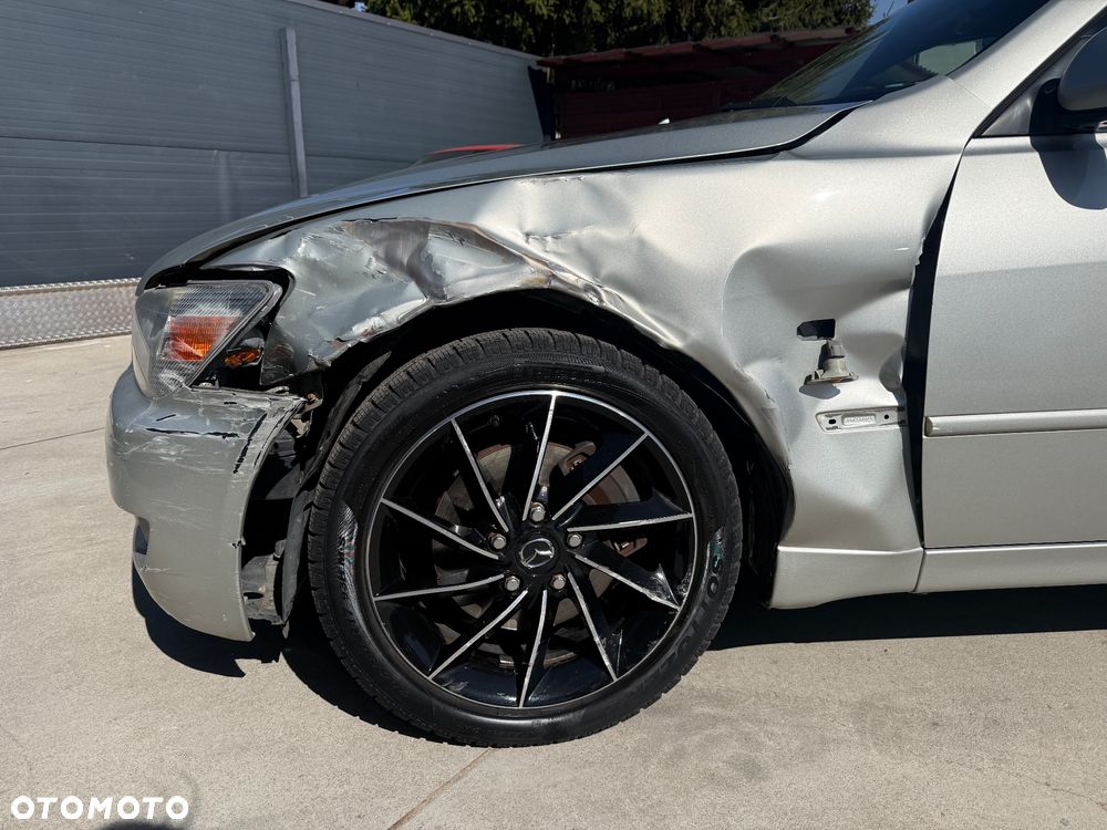 Lexus IS 200 Classic - 22