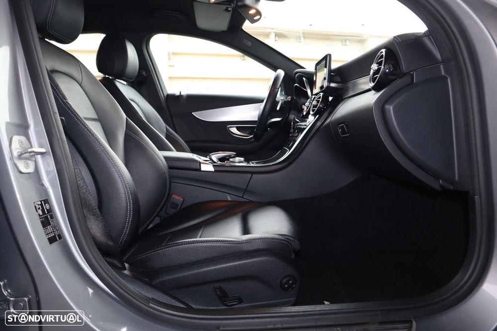 Mercedes-Benz C 300 BlueTEC Hybrid AMG Line - 13