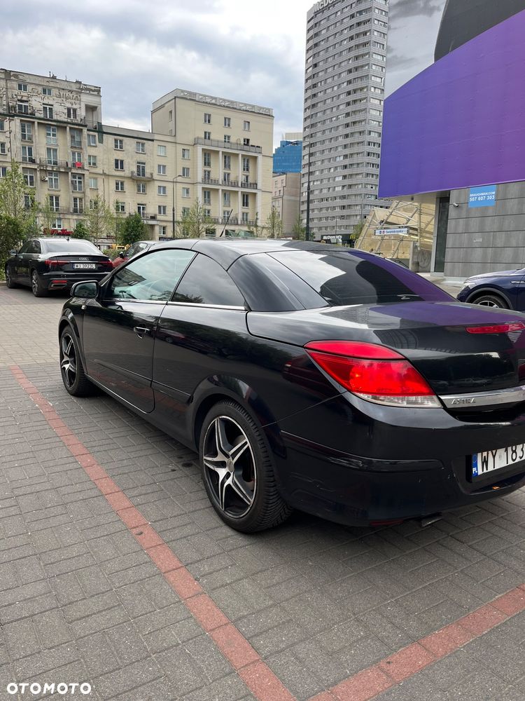 Opel Astra 1.6 Cosmo - 4