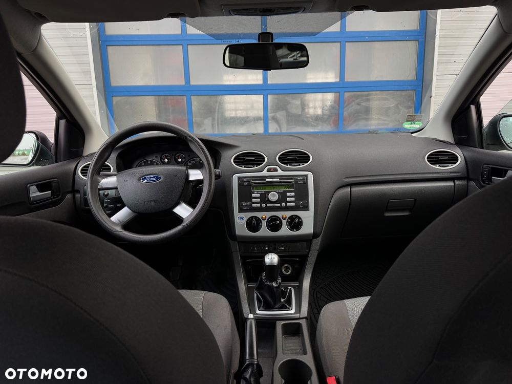 Ford Focus 1.6 16V Style - 27