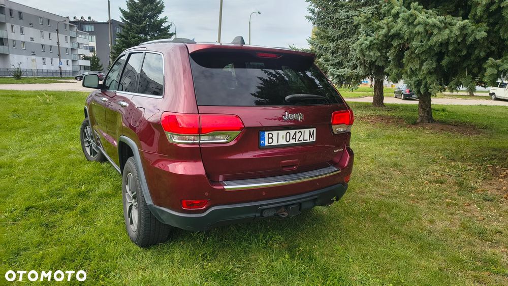 Jeep Grand Cherokee - 9