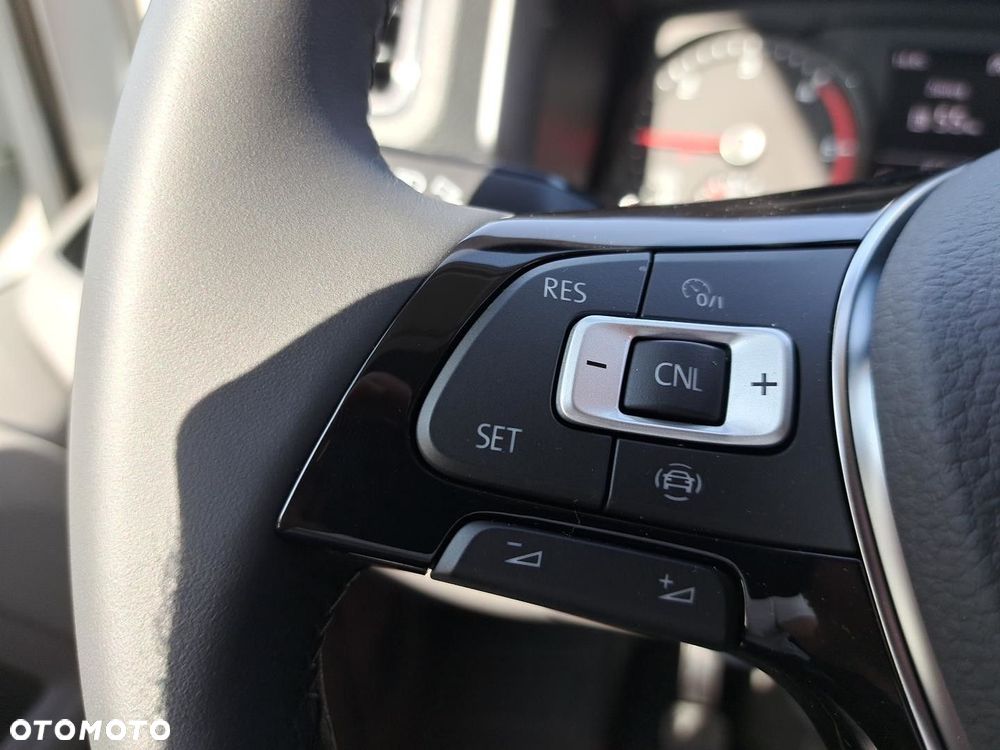 Volkswagen Crafter 35 furgon wysoki dach, 2,0 TDI 177KM, przedni, 6-bieg manualna 3640 mm, Euro 6 - 13