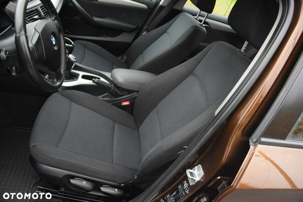 BMW X1 sDrive18d - 22