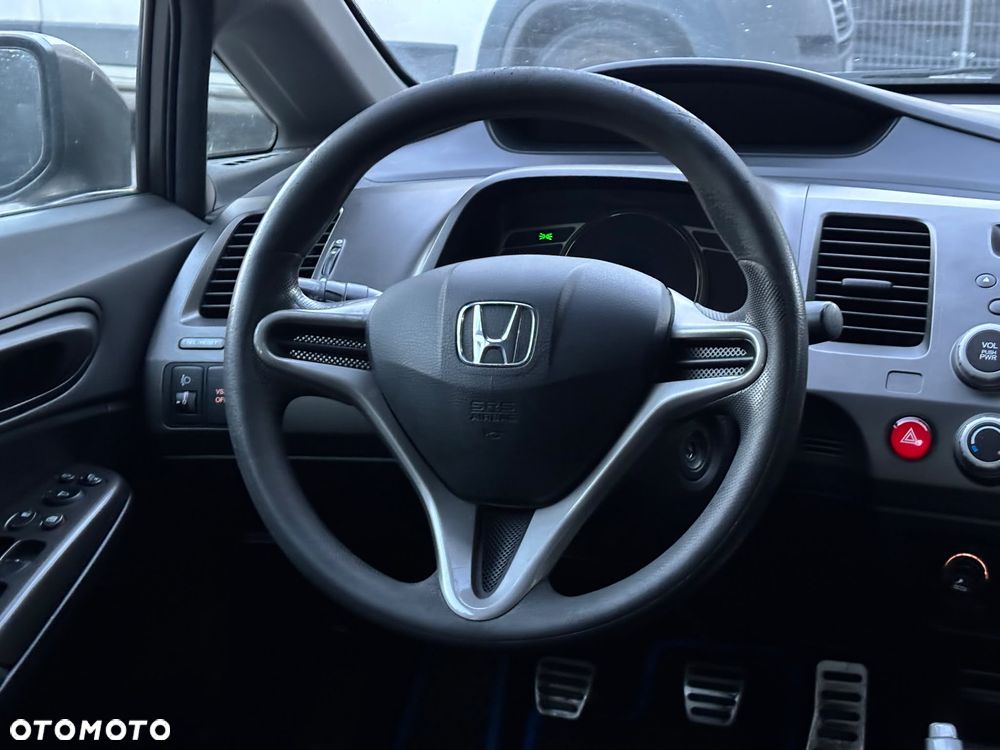 Honda Civic 1.8 Comfort - 18
