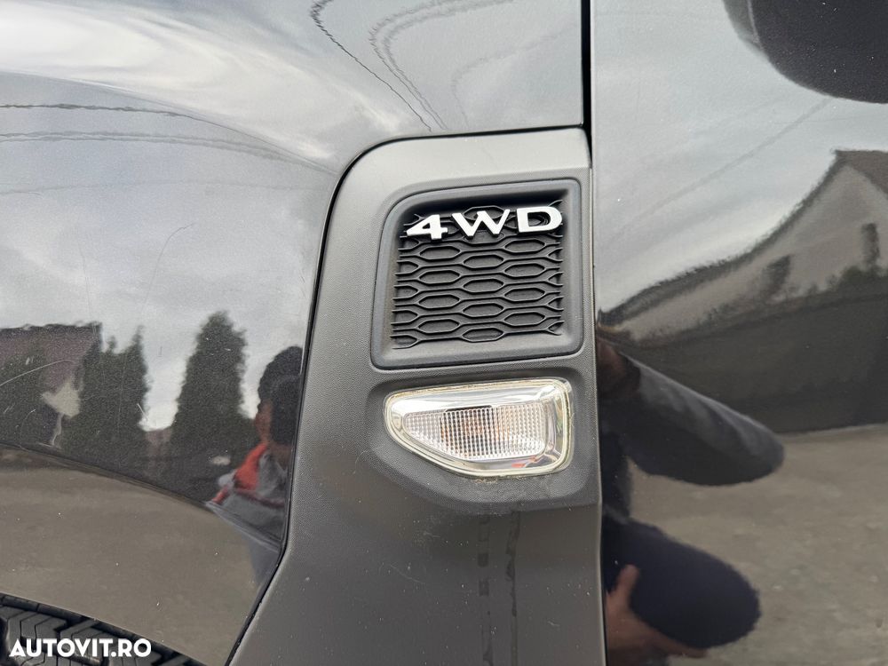 Dacia Duster 1.5 dCi 4WD Prestige jante 17" - 12