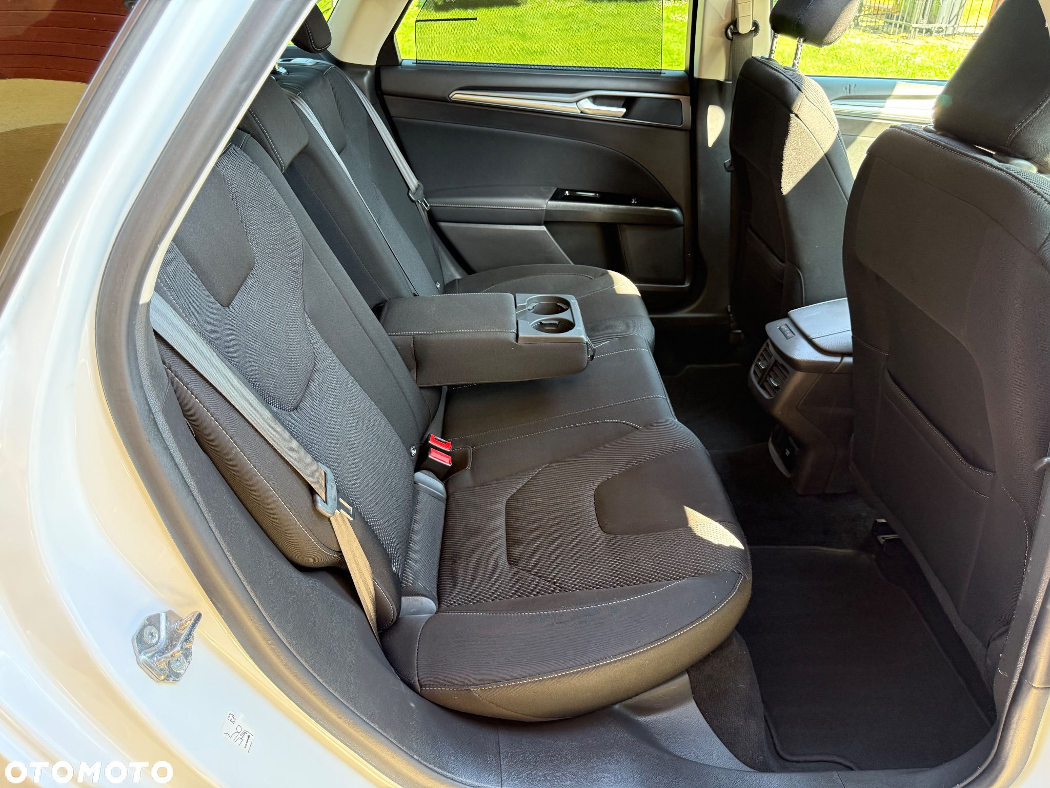 Ford Mondeo Turnier 2.0 TDCi Start-Stopp Titanium - 20