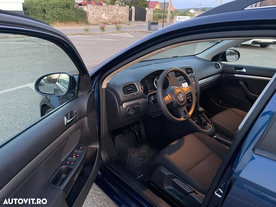 Volkswagen Golf 1.6 TDI DPF BlueMotion Technology Trendline - 3