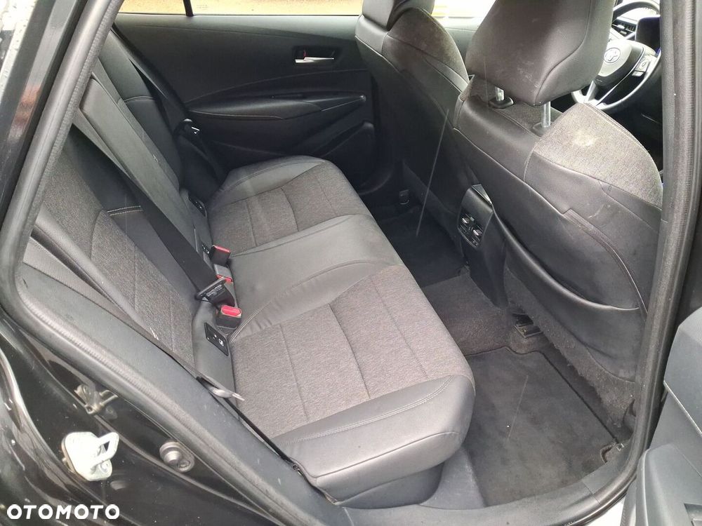 Toyota Corolla 1.8 Hybrid Comfort - 12